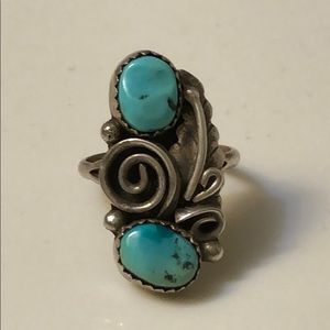 Native American turquoise ring. Cute!💖